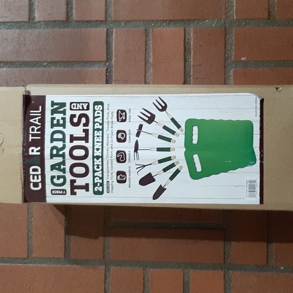 Cedar Trail Other - NIB🎁9 Pc. Garden Tool Set